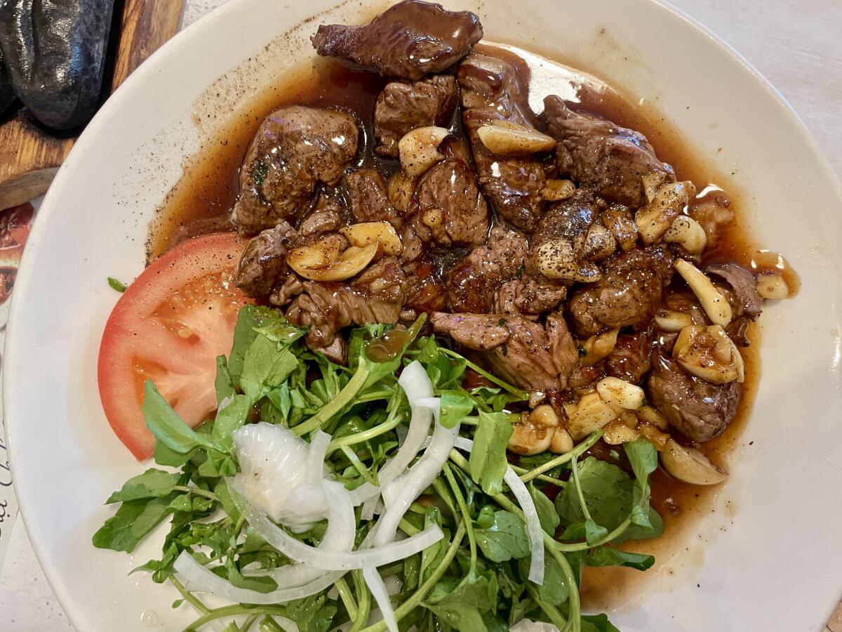 The bò lúc lắc from Khởi Hưng restaurant in Garden Grove.