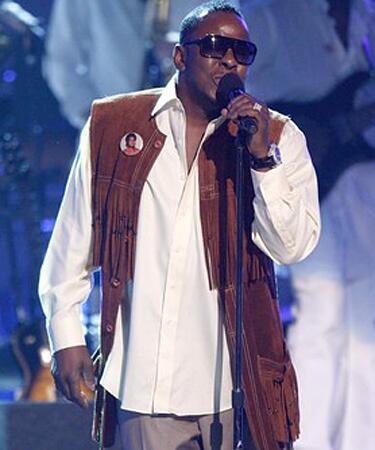 By Elizabeth Snead The BET Awards was more than a musical tribute to Michael Jackson's music. Top stars also gave a nod to Jackson's timeless fashion influence on the red carpet and onstage. Opening the show, New Edition performed a medley of Jackson 5 tunes wearing '70s fringed suede vests and huggy bear caps, but no afros or platform shoes. Seems like a natural to us. Other performers emulated Jackson's iconoclastic style: crop leather jackets (especially red), white T-shirts, pegged black pants, black shoes, white socks -- and a single white glove. But no matter what everyone wore, the man on everyone's mind at the BET Awards was definitely Michael Jackson.