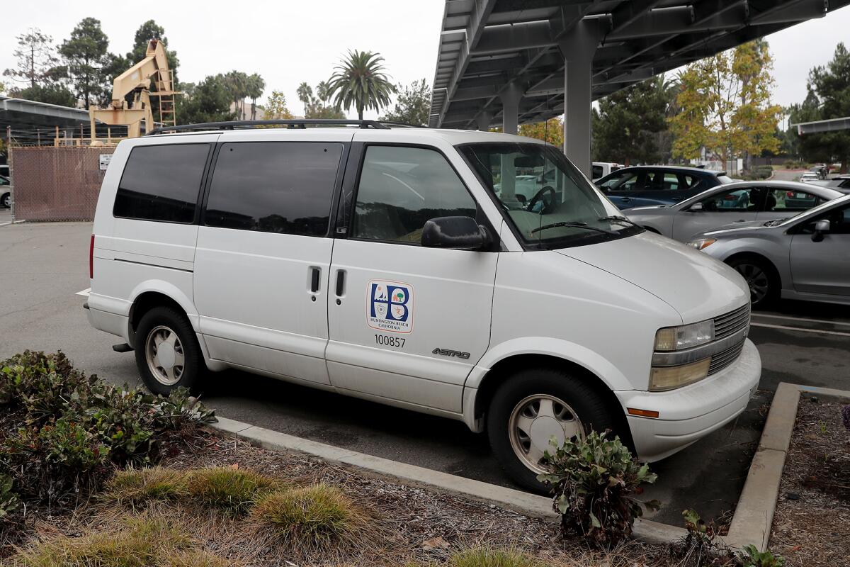 The Huntington Beach City Council voted Tuesday night to develop a plan to switch its whole city fleet.