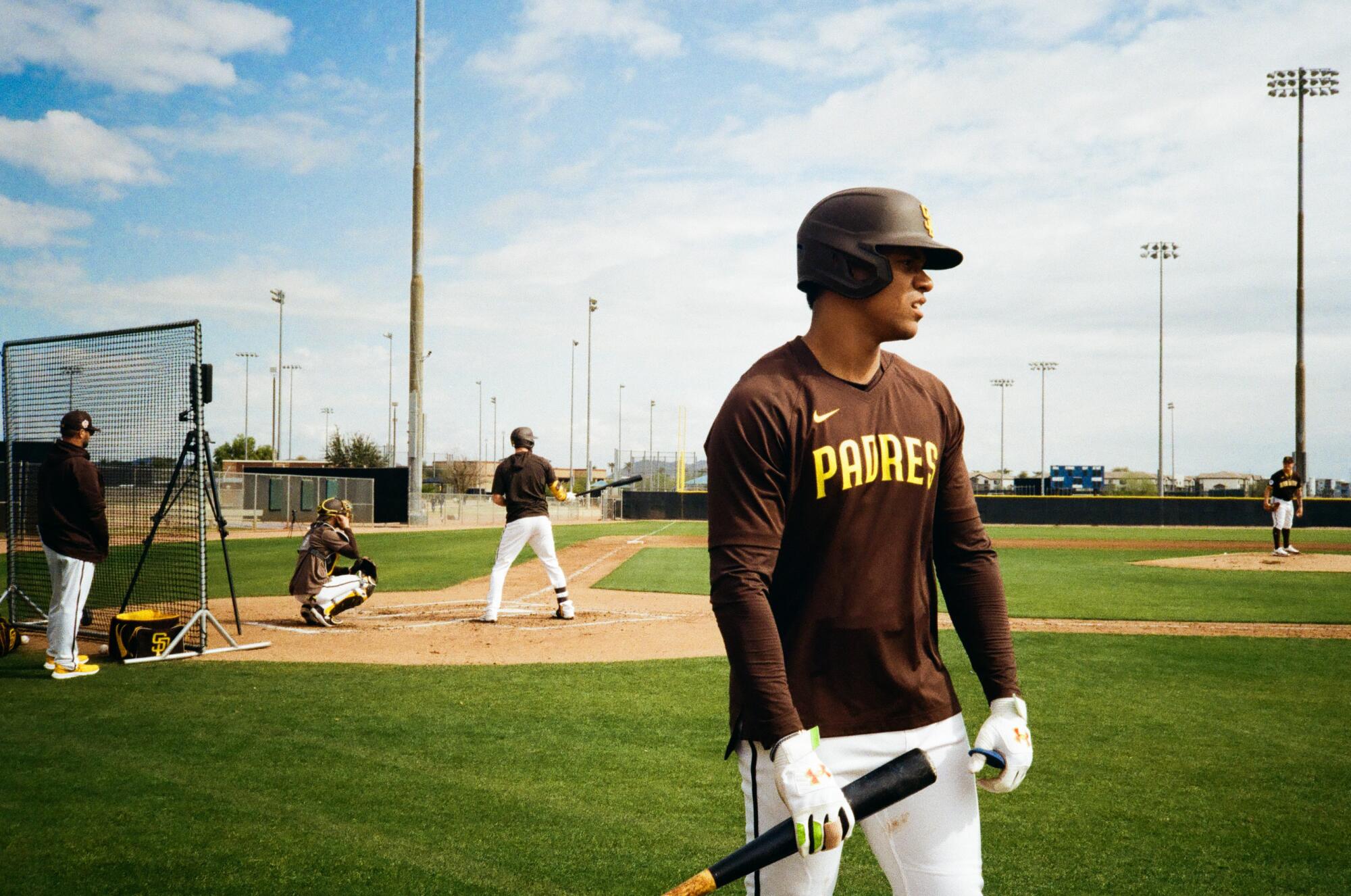 Today in Peoria: Gore goes 1–2–3 in spring debut as Padres shut