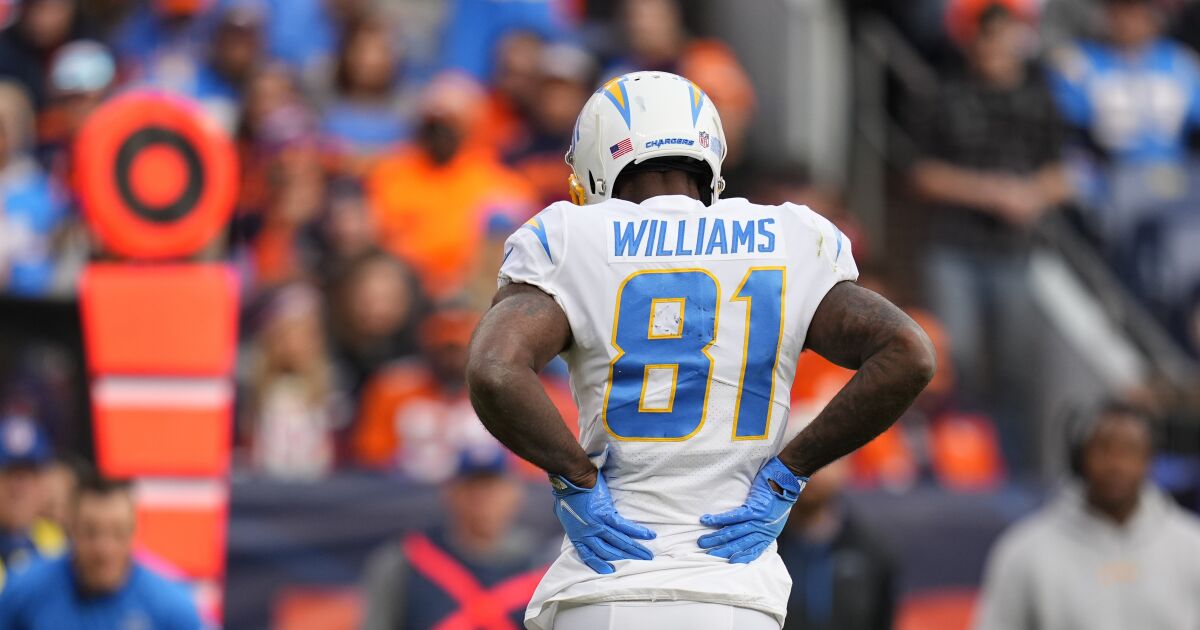 Chargers' Mike Williams ruled out for wild-card game at Jaguars - Los Angeles Times