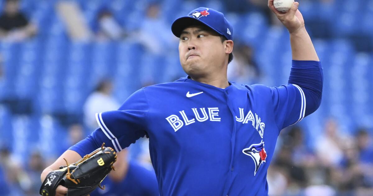 Blue Jays LHP Ryu needs elbow surgery, is out for season