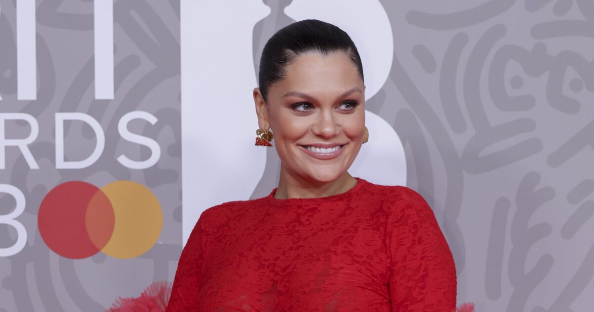 Jessie J announces the birth of her rainbow baby after suffering a miscarriage in 2021