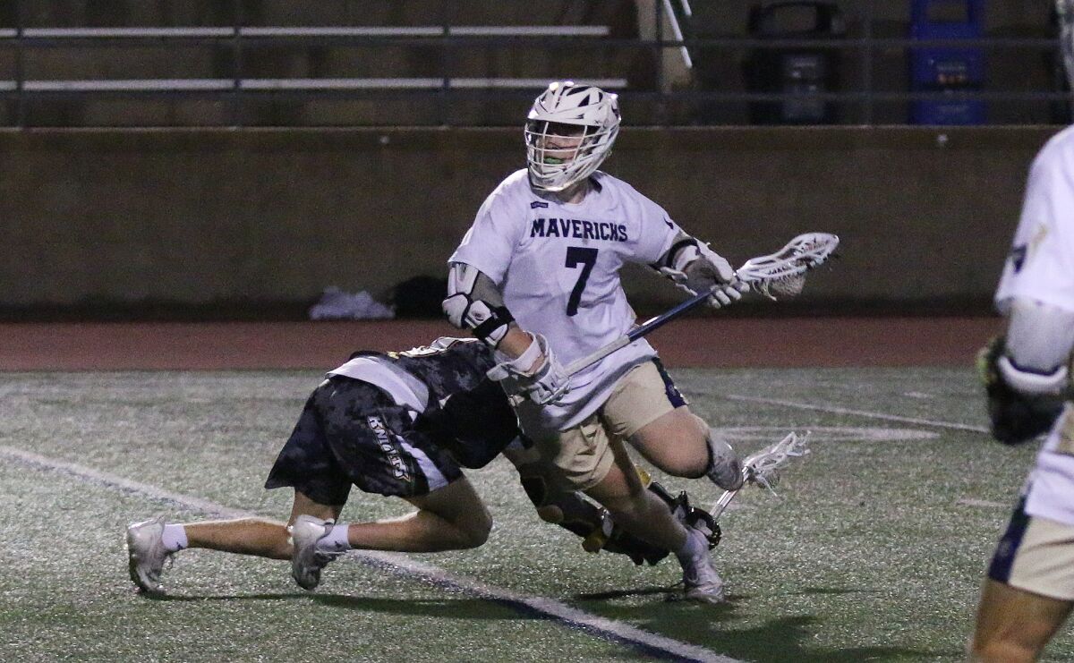Senior Carson Craft