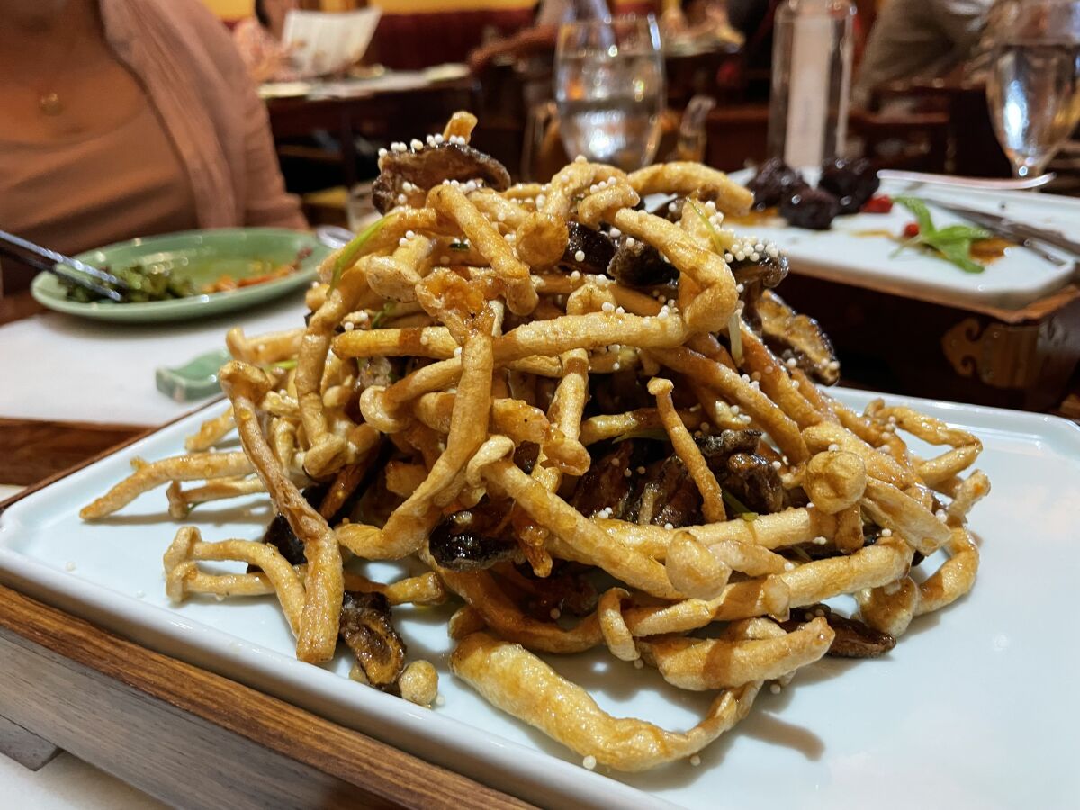 A pile of fried mushrooms.