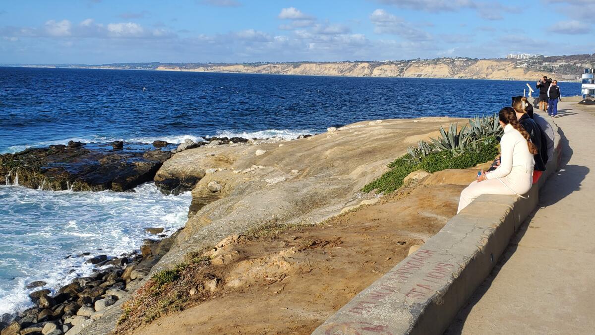 Year-round closure of Point La Jolla in the pipeline