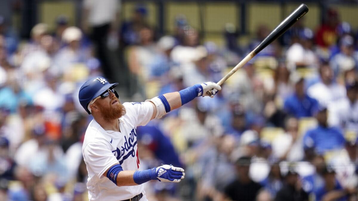 The Dodgers' Justin Turner bats against the Braves on April 20
