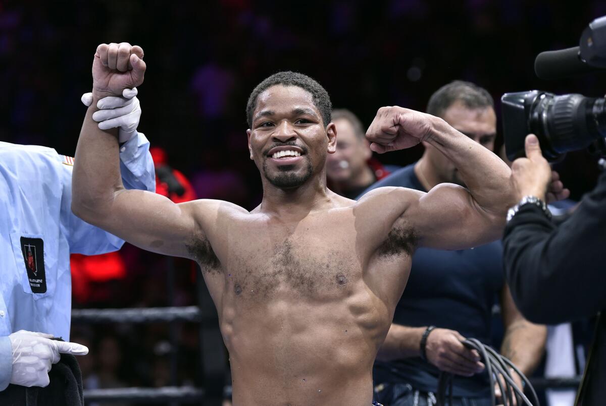 Shawn Porter reacts after being declared the winner by unanimous decision against Adrien Broner on June 20, 2015.