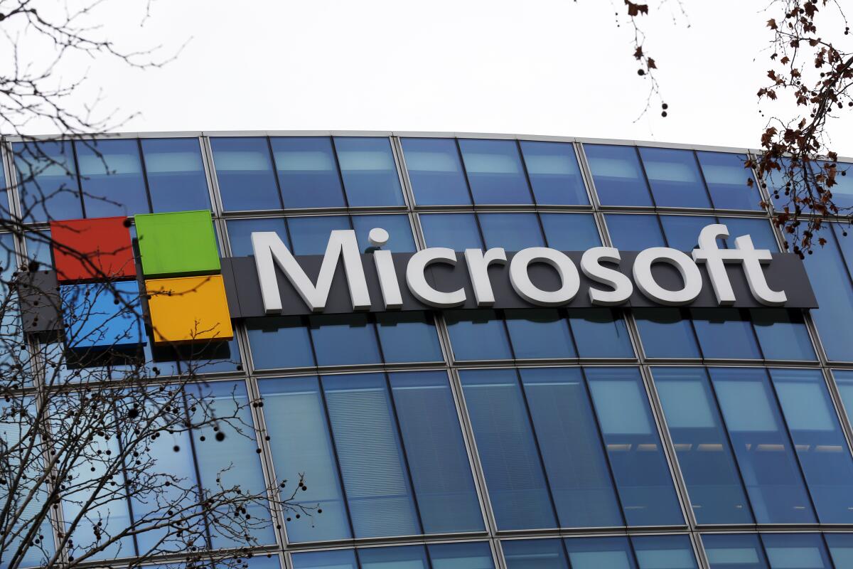 Microsoft logo on its Paris headquarters