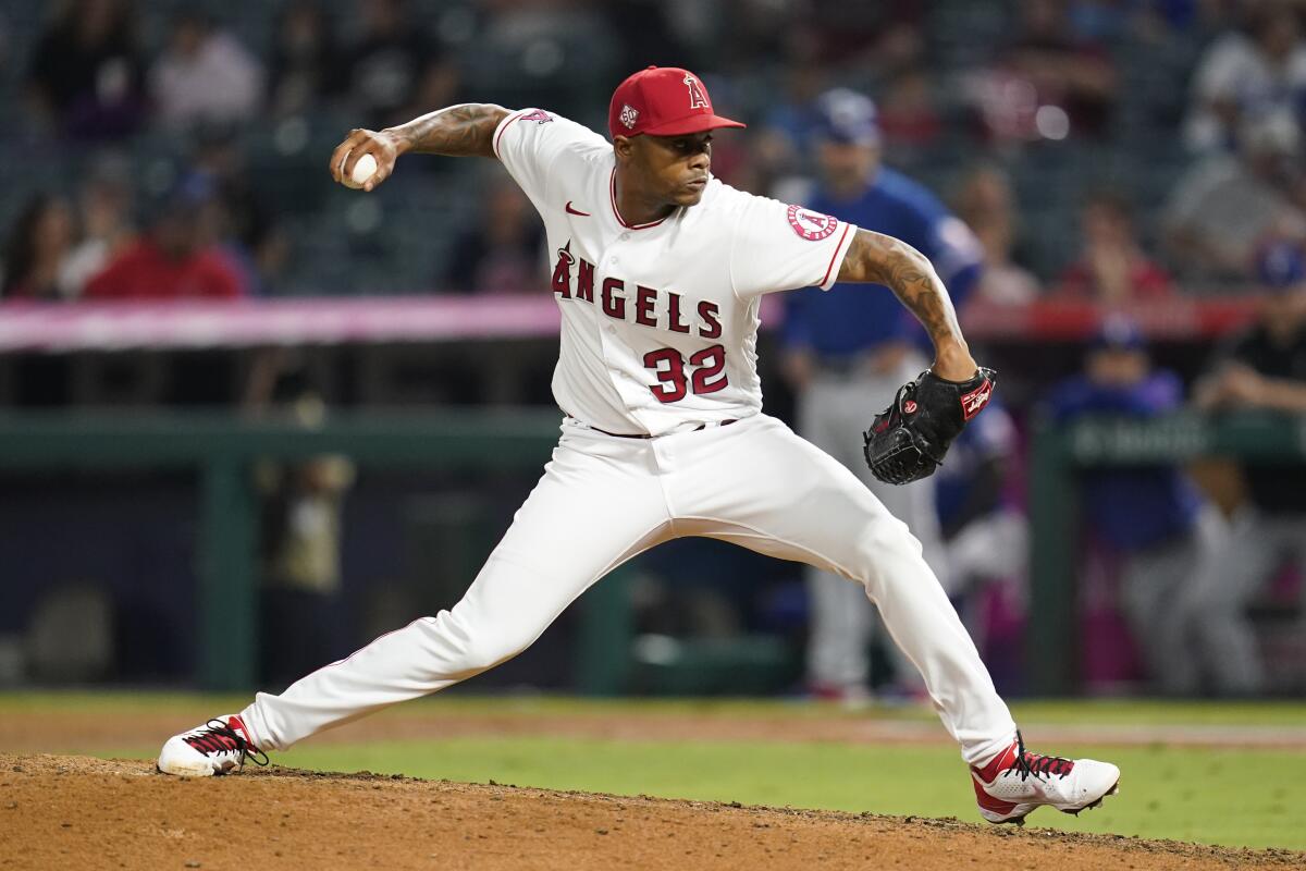 Wednesday was the deadline for Raisel Iglesias to decide on his qualifying offer. (AP Photo/Ashley Landis)