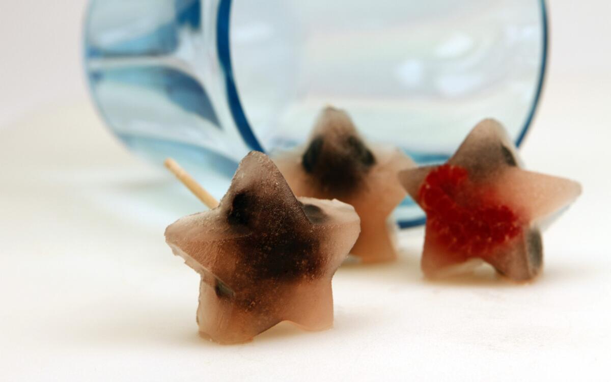 Cocktail cubes