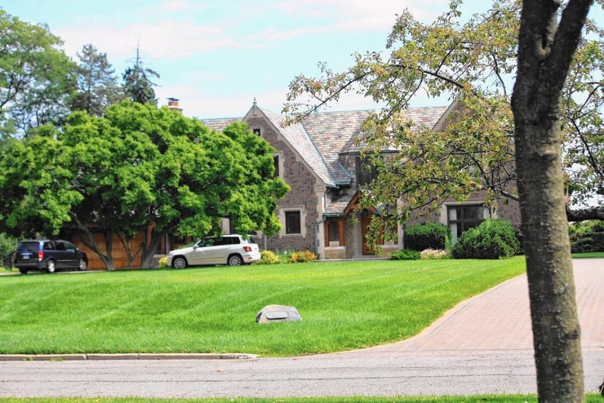 The leafy streets of Grosse Pointe Park, Mich., tend to boast manicured lawns and well-maintained homes.