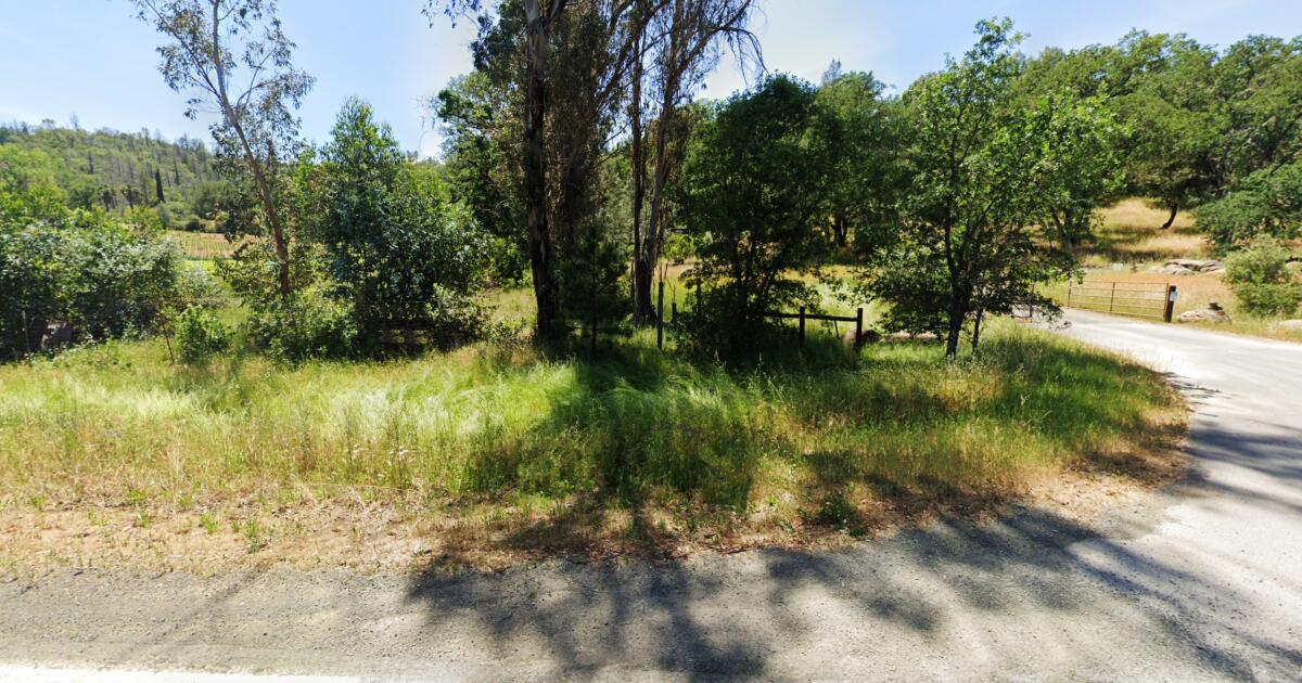 Six people killed, two injured in solo-vehicle crash in Napa County, officials say
