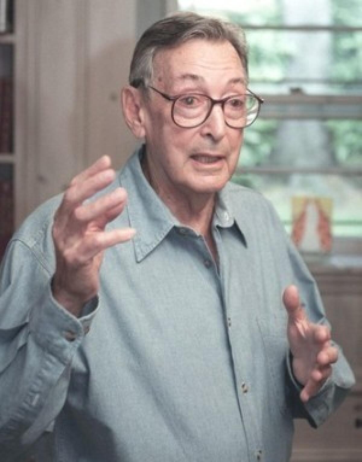 Robert Furchgott and two other American scientists shared the 1998 Nobel Prize for Physiology or Medicine for work involving the function of nitric oxide in the body.