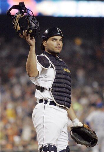 The biggest trade that wasn't: How Pudge Rodriguez shook off becoming a  Yankee - The Athletic