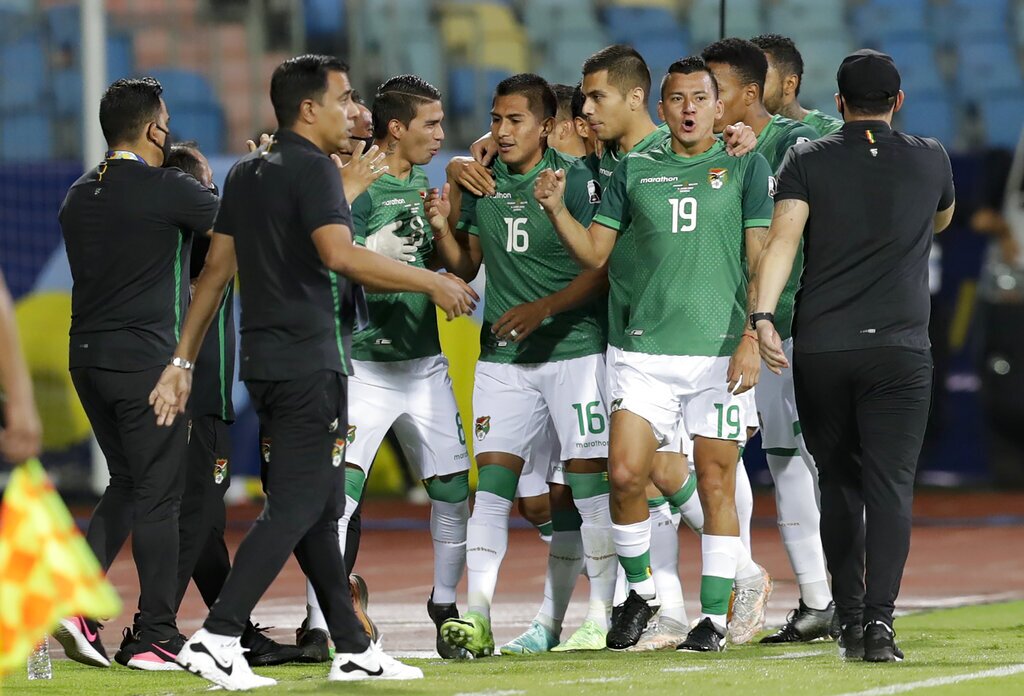 Eliminatorias: Bolivia convoca a 25 para triple fecha - Los Angeles Times