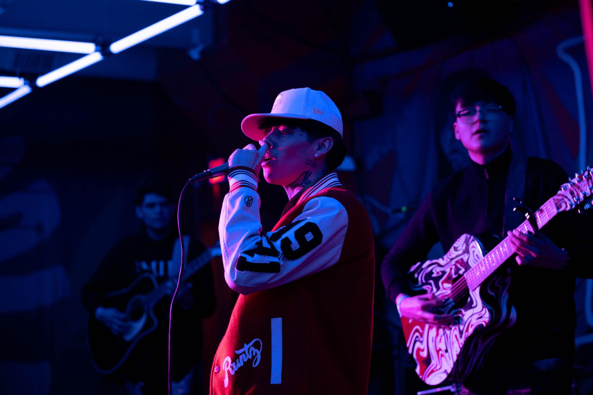 Polo González closed the night at De Los' showcase at SXSW on March 15.