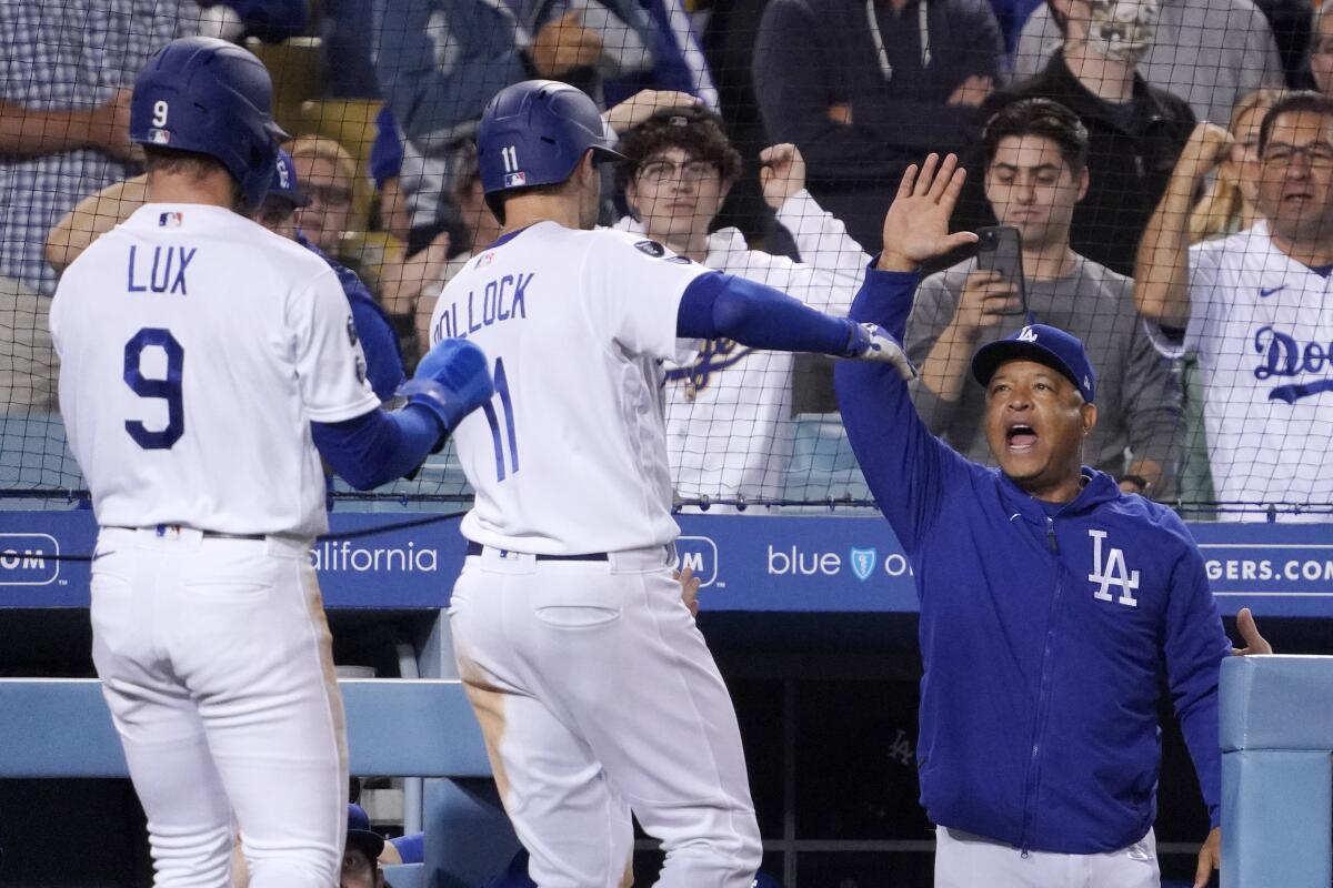 Pollock, Muncy help Dodgers beat Cubs to snap 4-game skid