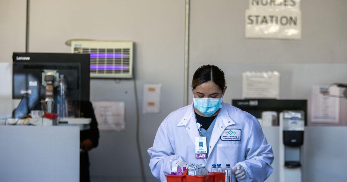 California to alter COVID rules in healthcare settings: Masks and vaccinations not required