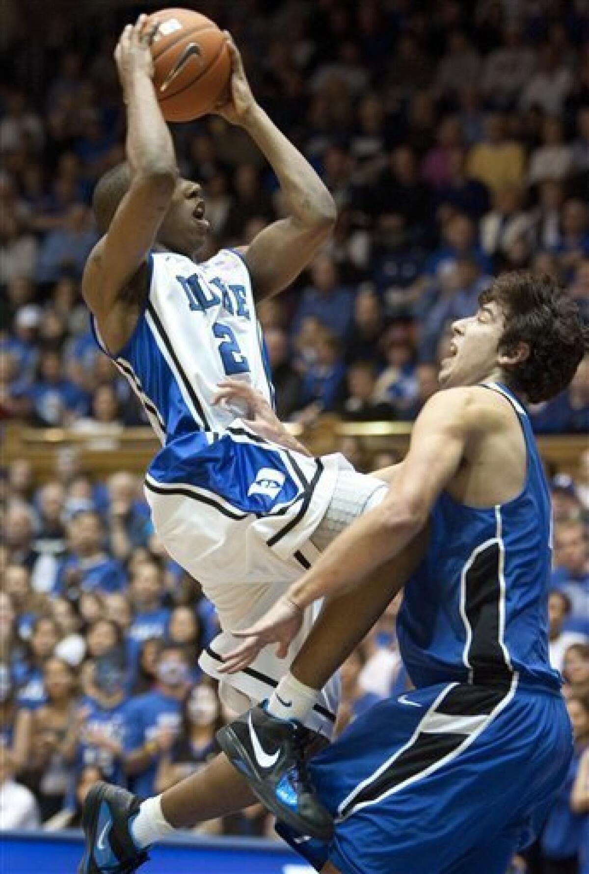 Duke Basketball: What if Kyrie Irving had chosen UNC over Duke?