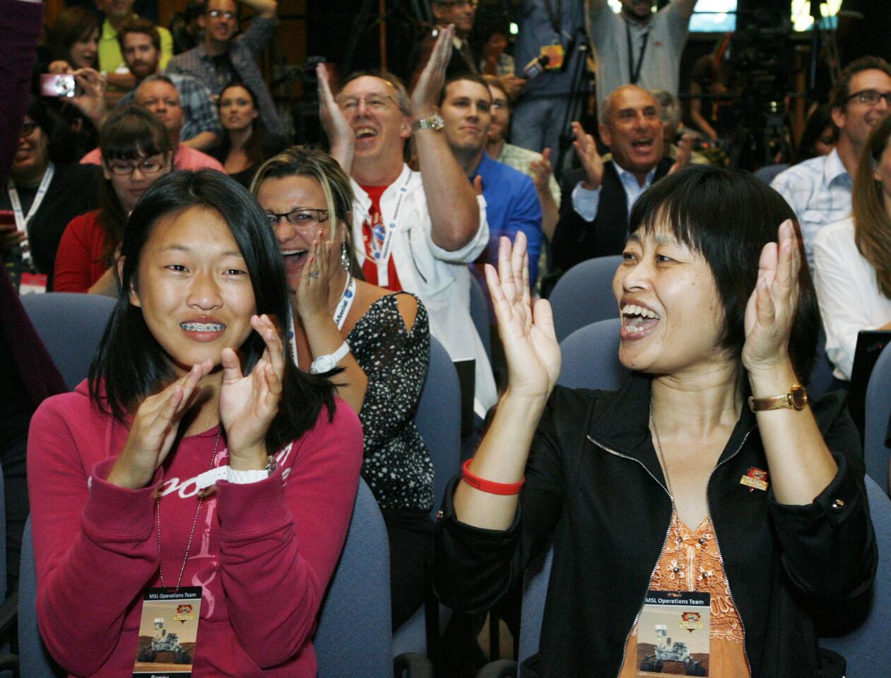 Photo Gallery: NASA JPL successfully land the Mars Science Laboratory Curiosity on Mars