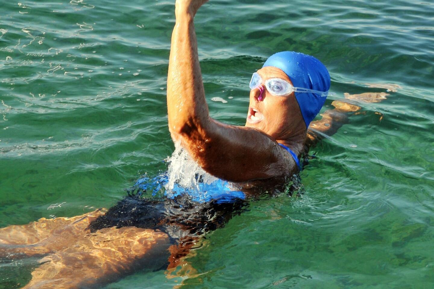 US: 64-year-old Diana Nyad sets record with 177-km Cuba-to