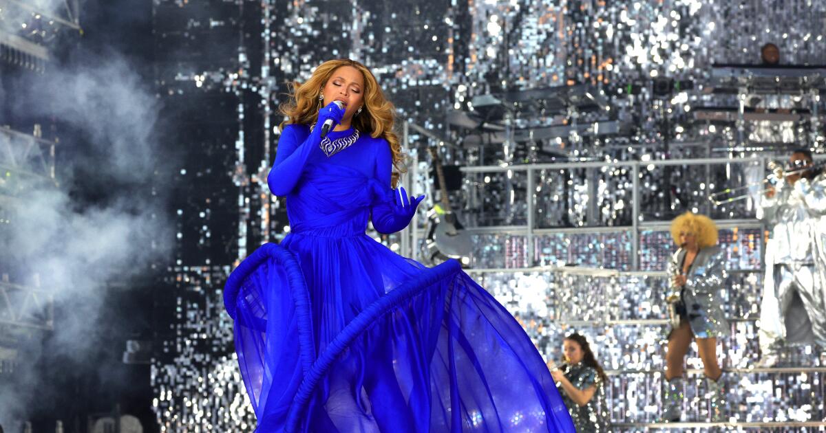 'Renaissance' review: A Beyoncé concert film and the sweat behind it ...