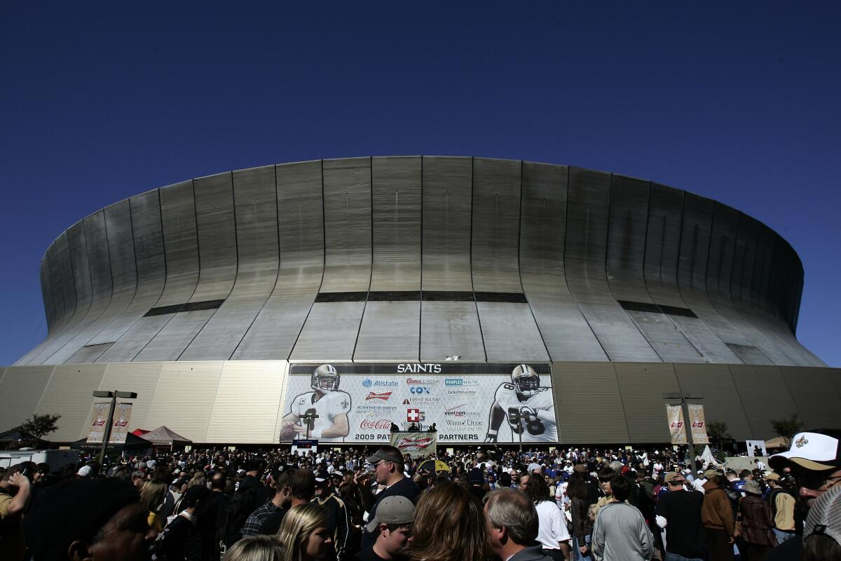 A Complete Guide to Visiting the Superdome 