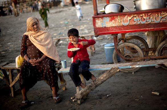 Thursday: Day in photos - Pakistan