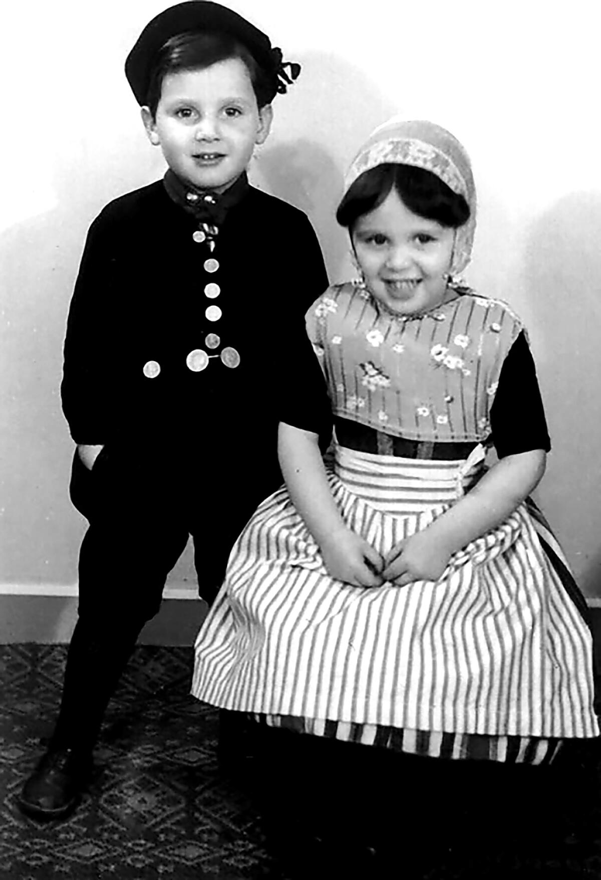 Marion Ein Lewin and her twin brother, Steven Hess, around six-years old in Amsterdam.