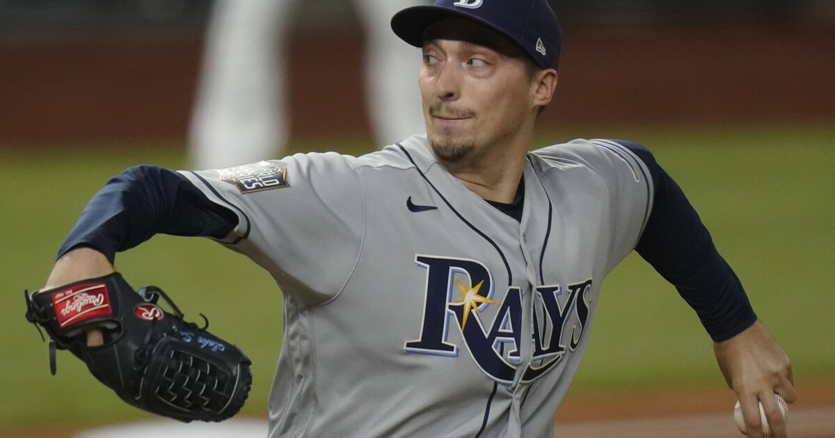 Padres closes Blake Snell deal for Luis Patiño, other prospects
