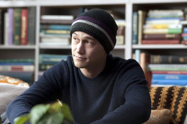 Actor Joseph Gordon-Levitt, who plays Adam, a 27-year-old diagnosed with cancer in film "50/50," was expected to receive SAG accolades for his leading role.