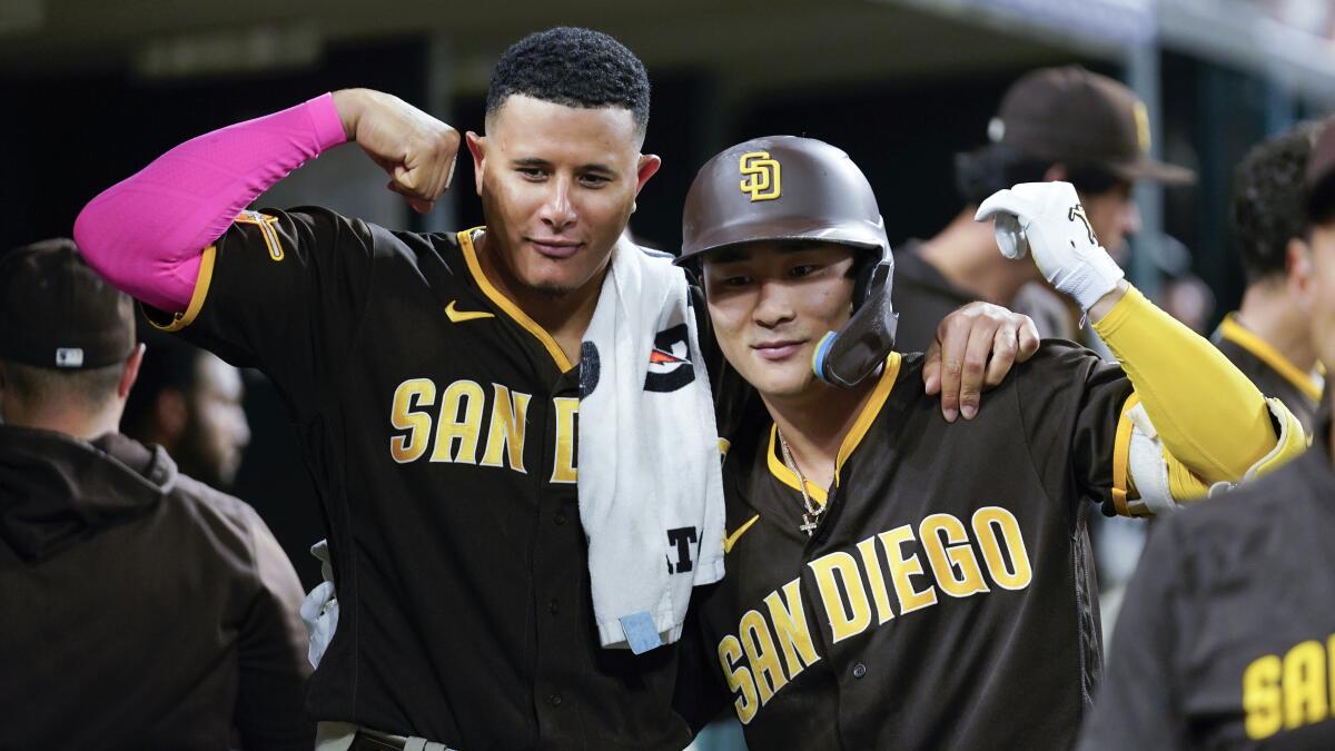 Padres defeat Rangers as Ha-seong Kim triples and homers - The San Diego  Union-Tribune