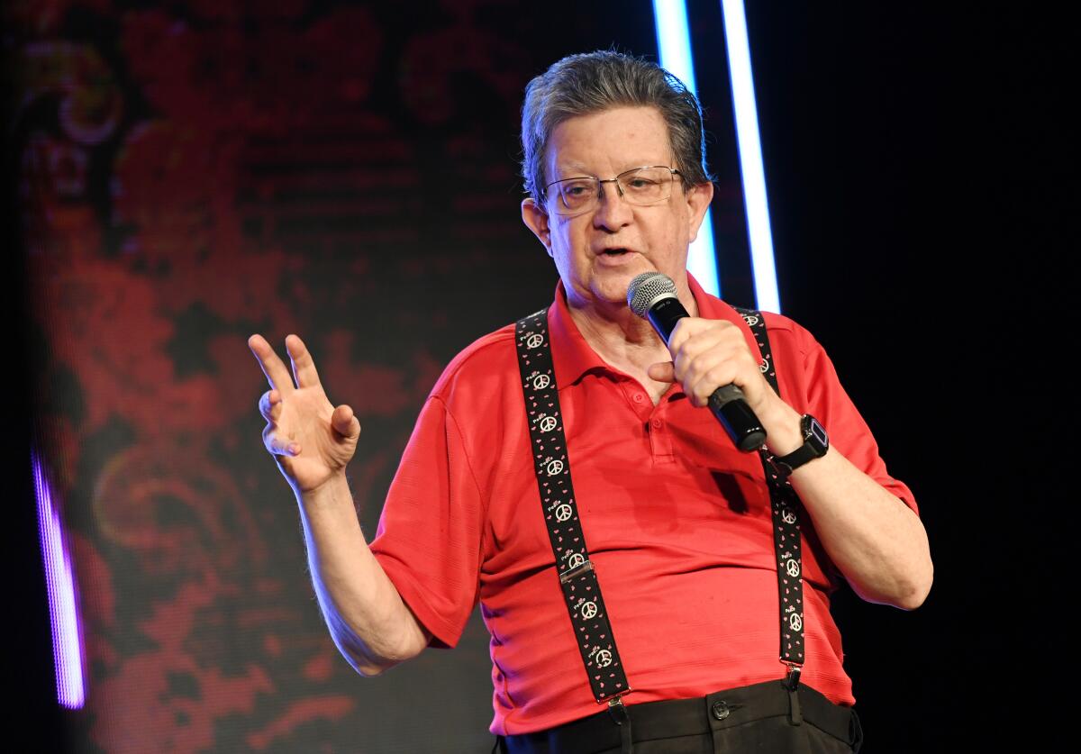 Comedian Perry Kurtz killed in hit-and-run in Los Angeles - Los Angeles ... Remembering Perry Kurtz: The Comedian Who Stole Hearts on 'America's Got Talent' Comedian Perry Kurtz killed in hit-and-run in Los Angeles - Los Angeles ...