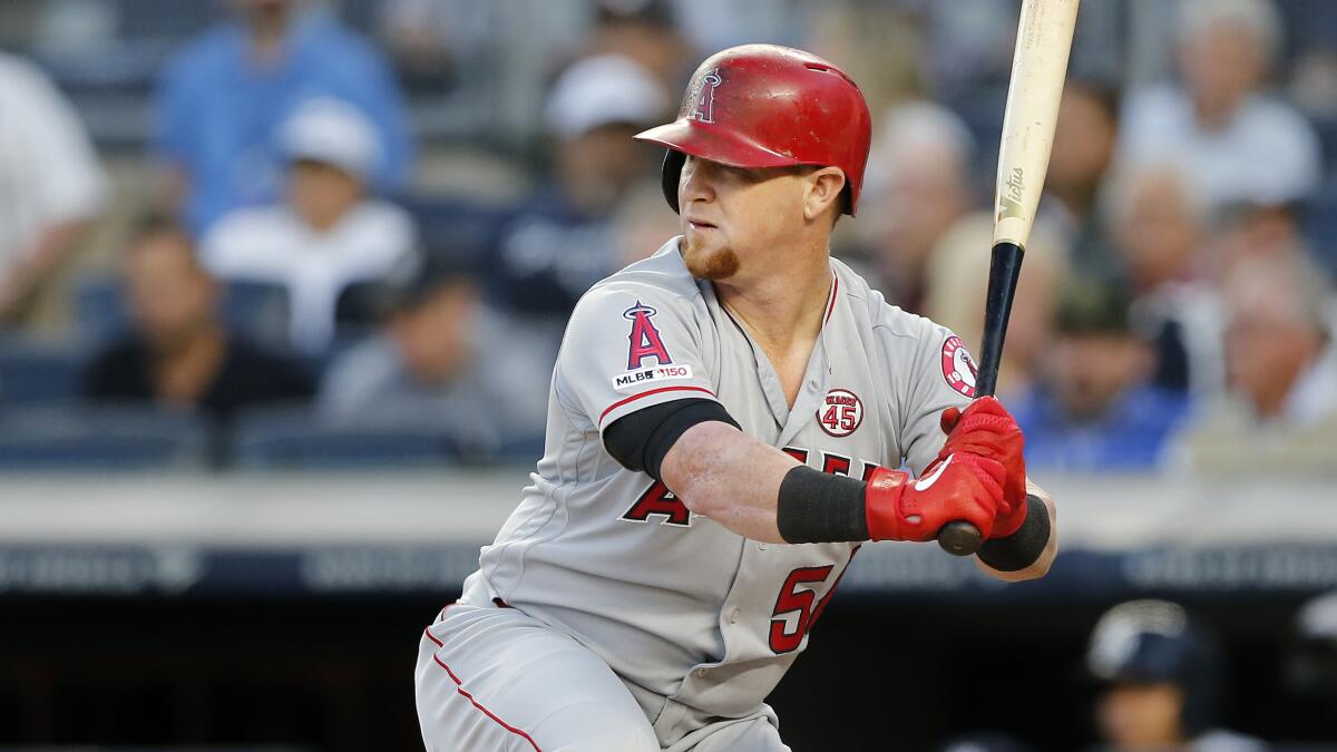 Will changes to right field wall help Angels' Kole Calhoun? – Orange County  Register