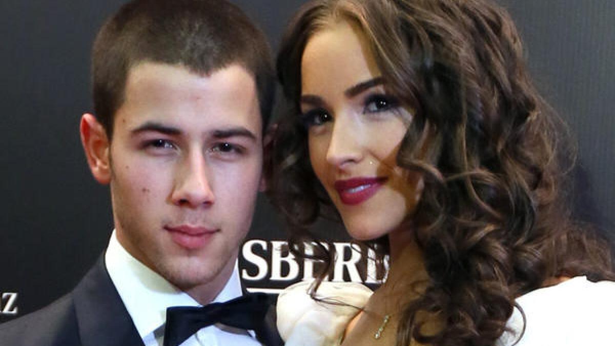 nick dating miss universe)