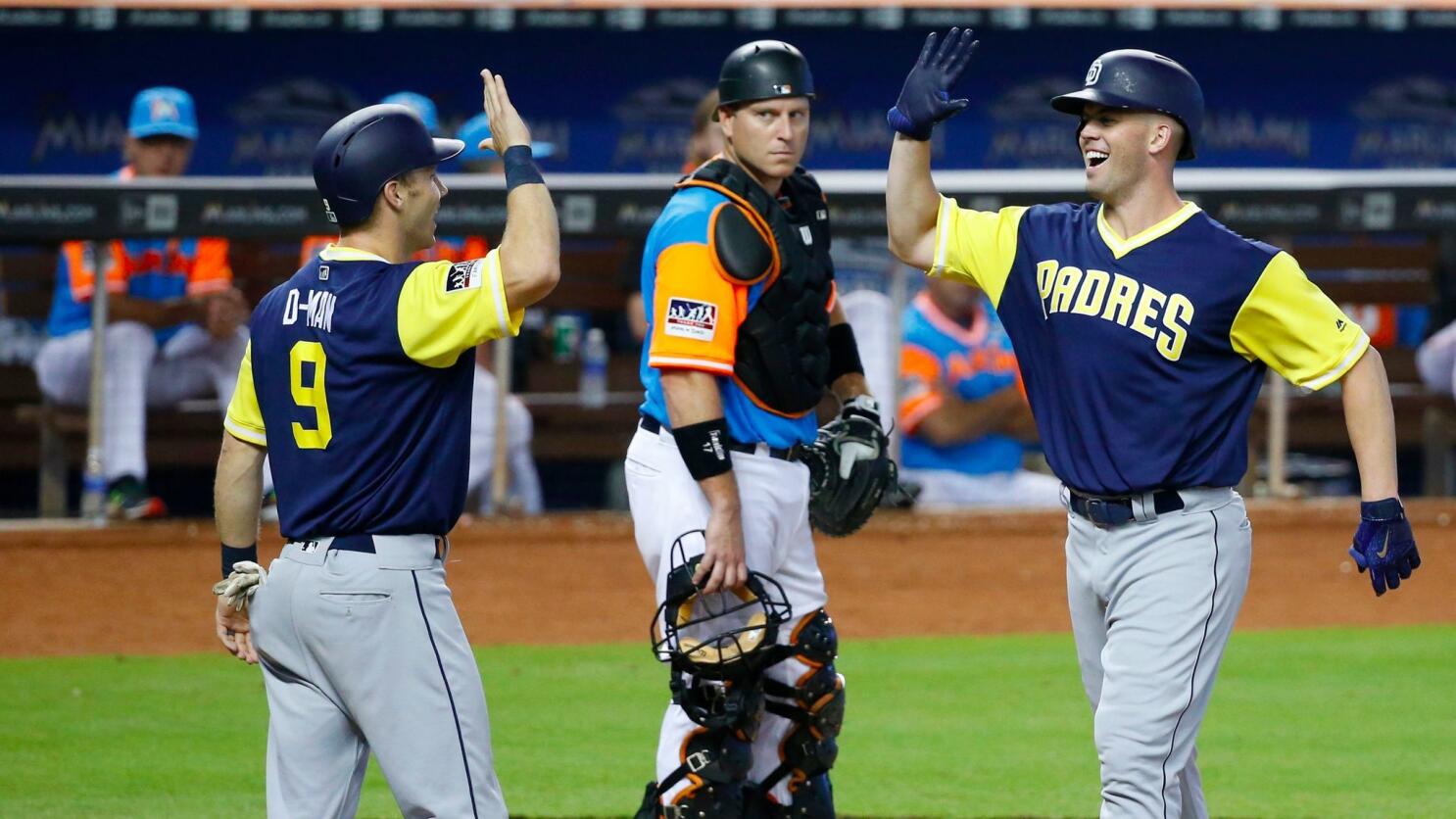 Miami's Dee Gordon leads off with a home run, breaks down in tears