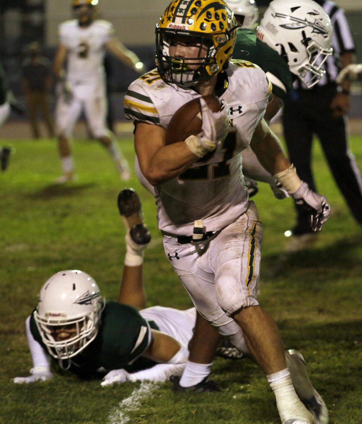 Troy Fletcher from Edison finds room to run during the second half Friday. 