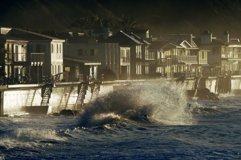 VENTURA, CA - JANUARY 10, 2019 High surf pummels Faria Beach homes north of Ventura at sunrise created by storms spreading from the northern pacific sparking dangerous conditions along beaches in Southern California Thursday January 10, 2019. (Al Seib / Los Angeles Times)