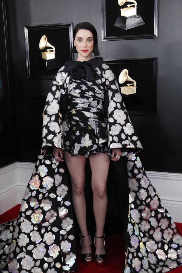 Grammy Awards 2019 red carpet showstopper