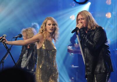Taylor comes to a 'Crossroads' with Def Leppard
