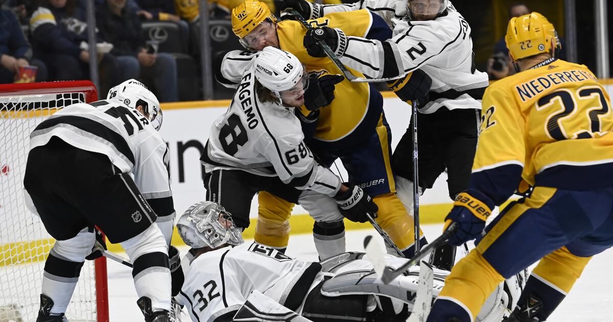NHL.com Media Site - News - Bruins, Predators Shut Down Through