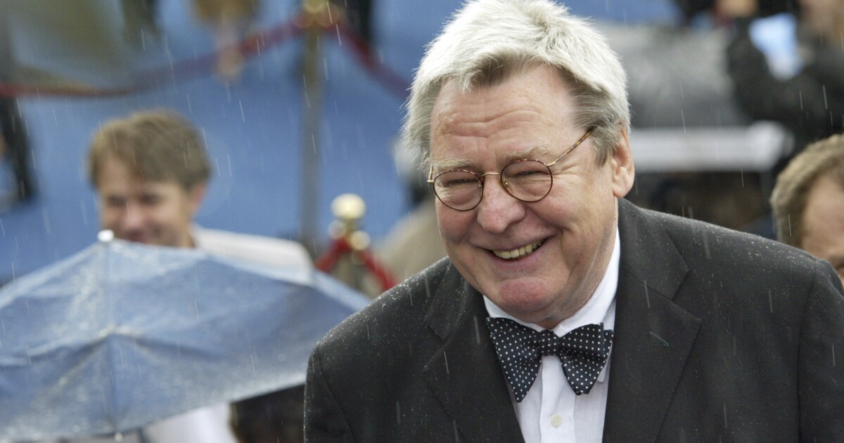 Alan Parker death: Hollywood remembers 'a great artist' - Los Angeles Times