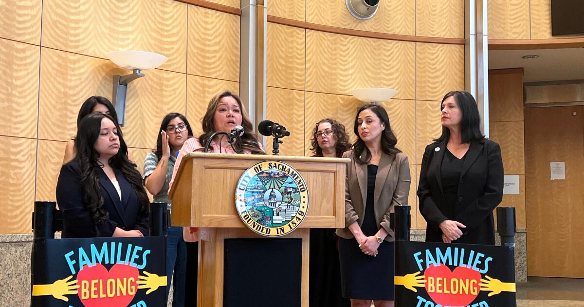 Une Californienne rentre chez elle après que l’administration Trump a expulsé le Mexique