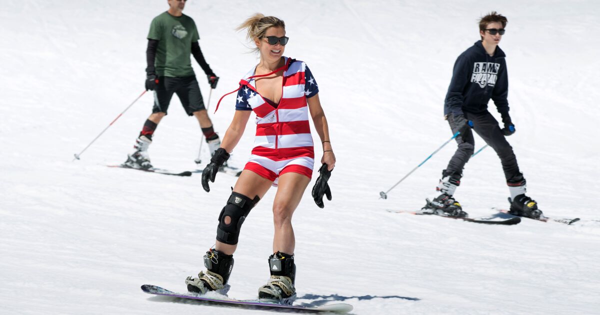 Mammoth Mountain extends ski season into August for 3rd time