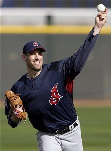 Cleveland Indians starting pitcher Cliff Lee delivers against the