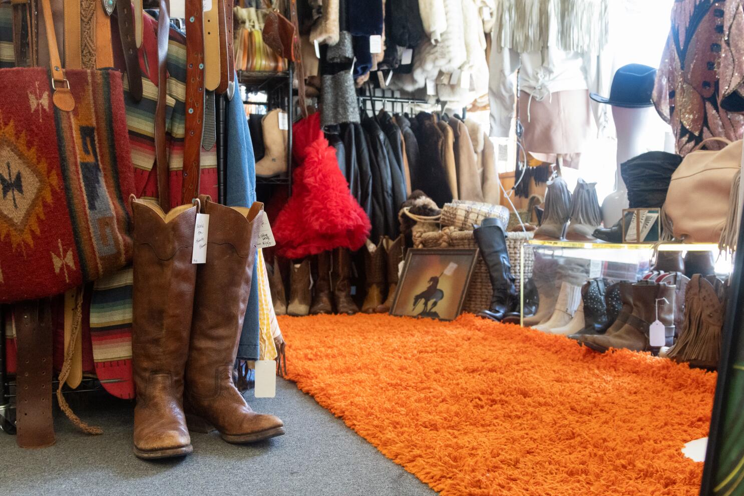 5 resale and consignment shops to visit when you're spring cleaning