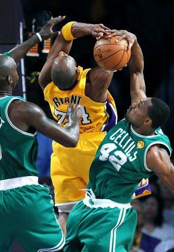 Kobe Bryant, Tony Allen