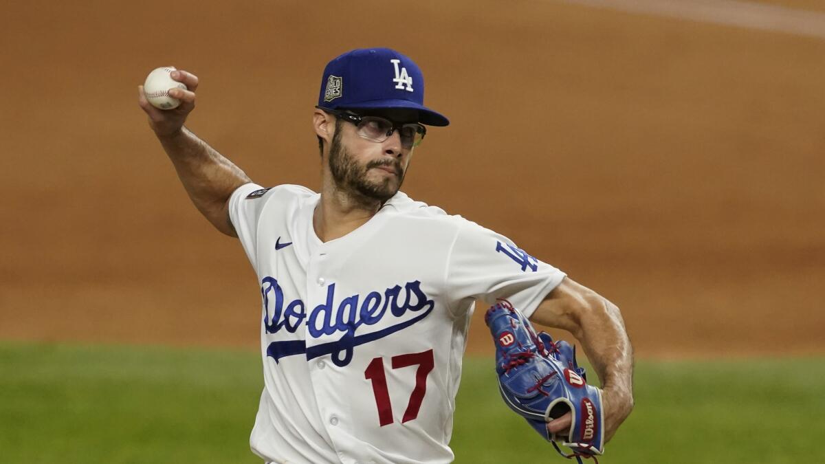 Dave Roberts drops Clayton Kershaw plan amid suspended Dodgers