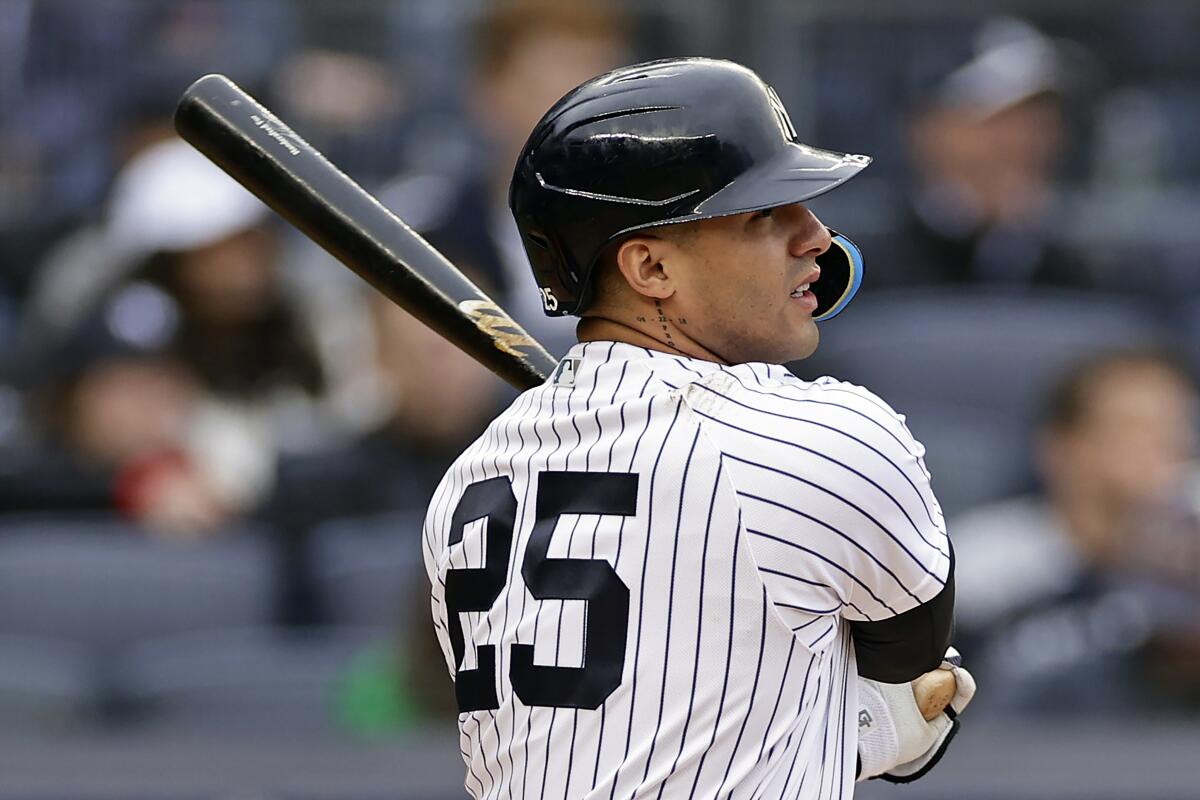 Yankees, INF Gleyber Torres agree to $9.95M, 1-year contract - The